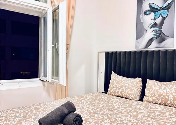 Elegant 4br Apt, Prime Location Near Westbahnhof