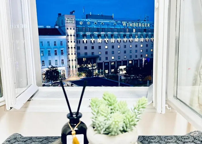 Elegant 4br Apt, Prime Location Near Westbahnhof